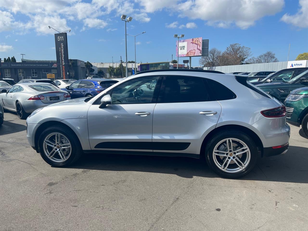 2015 Porsche Macan