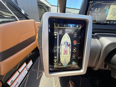 2023 Malibu Wakesetter - Thumbnail