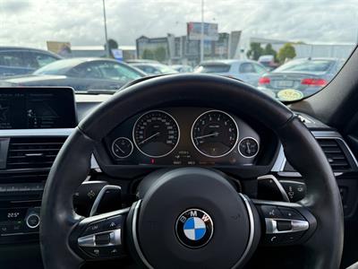 2016 BMW 330e - Thumbnail