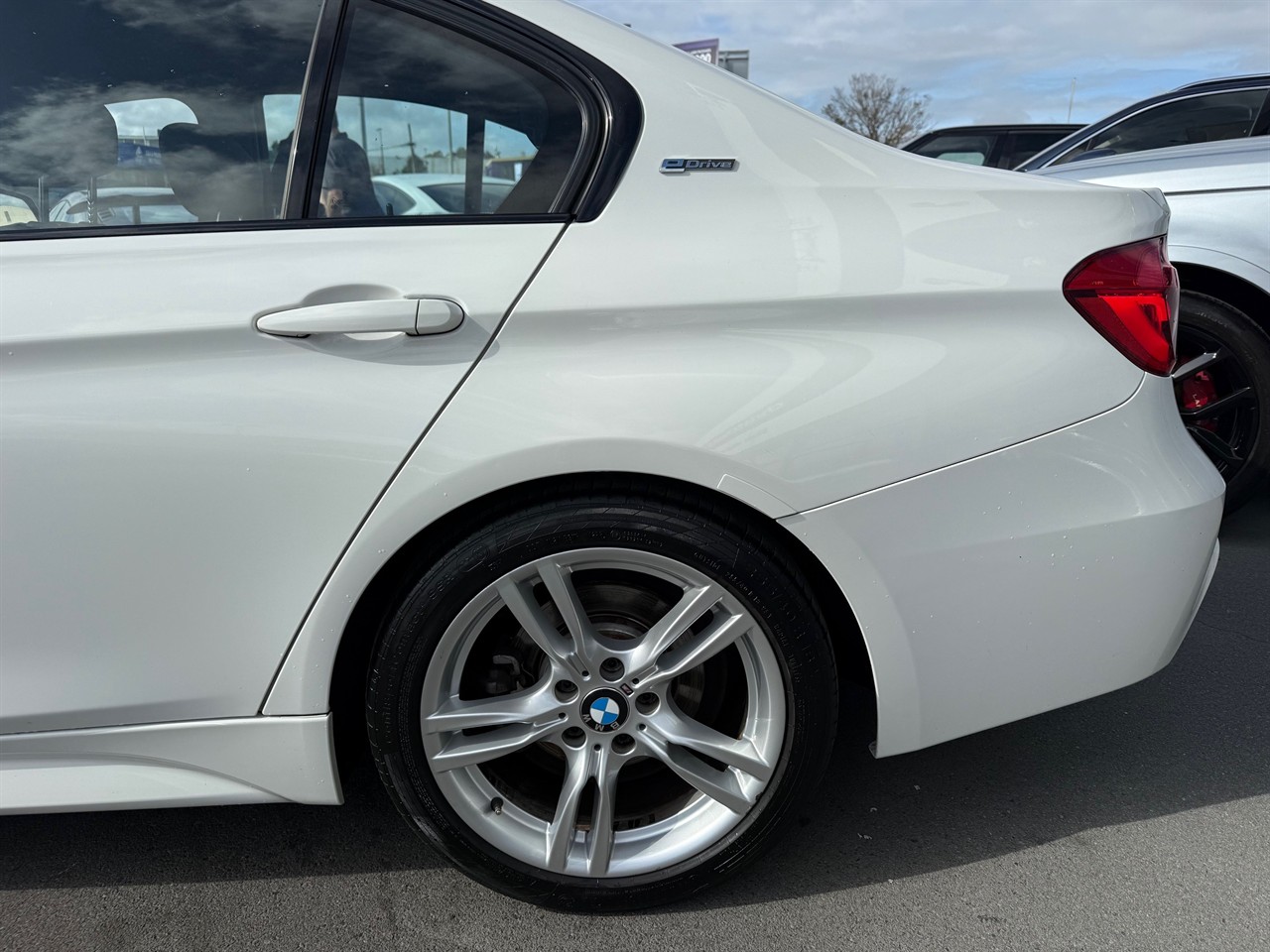 2016 BMW 330e