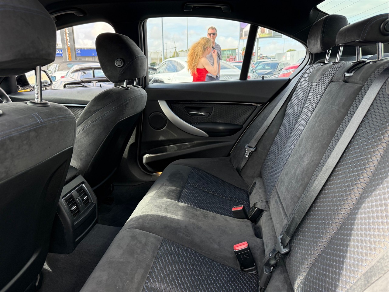 2016 BMW 330e