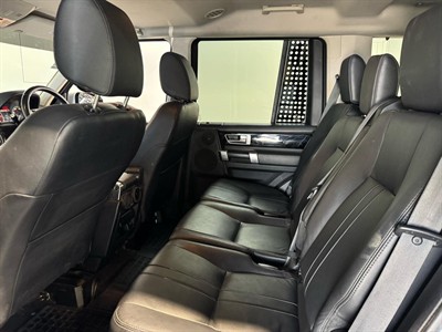 2014 Land Rover Discovery - Thumbnail