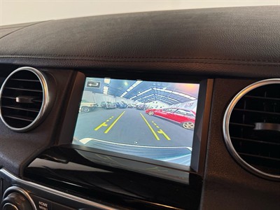 2014 Land Rover Discovery - Thumbnail