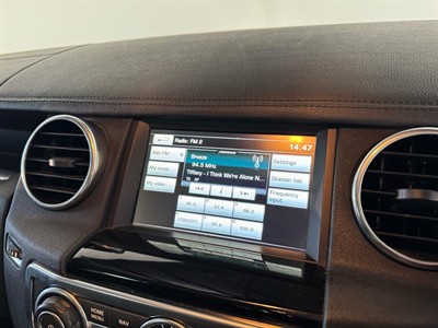 2014 Land Rover Discovery - Thumbnail