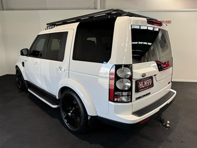 2014 Land Rover Discovery - Thumbnail
