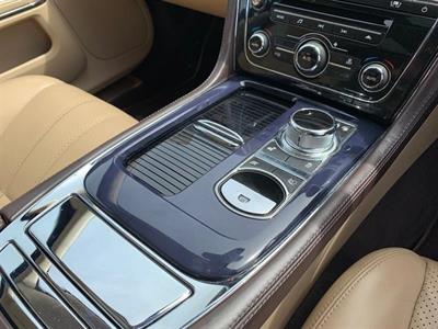 2011 Jaguar XJ - Thumbnail