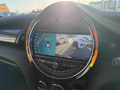 2019 Mini Cooper S - Thumbnail