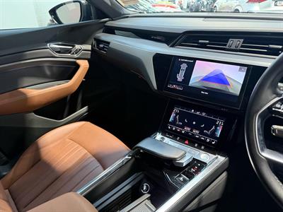 2019 Audi E-Tron - Thumbnail