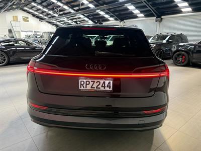 2019 Audi E-Tron - Thumbnail