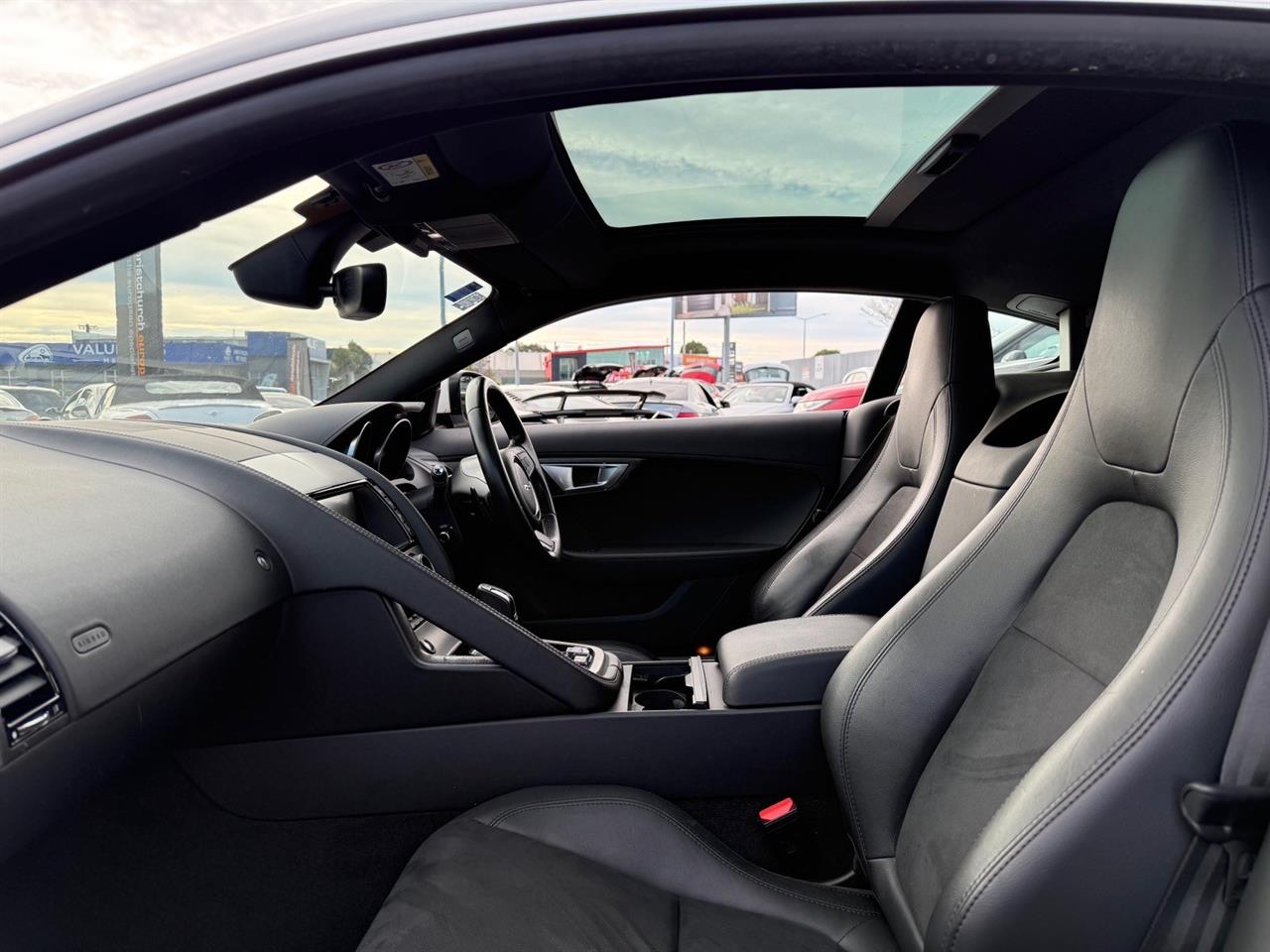 2016 Jaguar F-Type