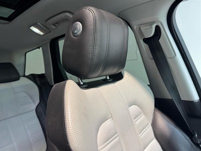 2016 Land Rover Range Rover - Thumbnail
