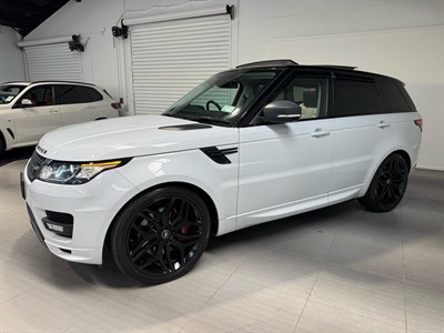2016 Land Rover Range Rover - Thumbnail