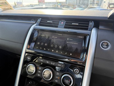 2017 Land Rover Discovery - Thumbnail