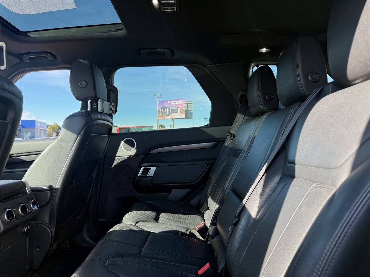 2017 Land Rover Discovery
