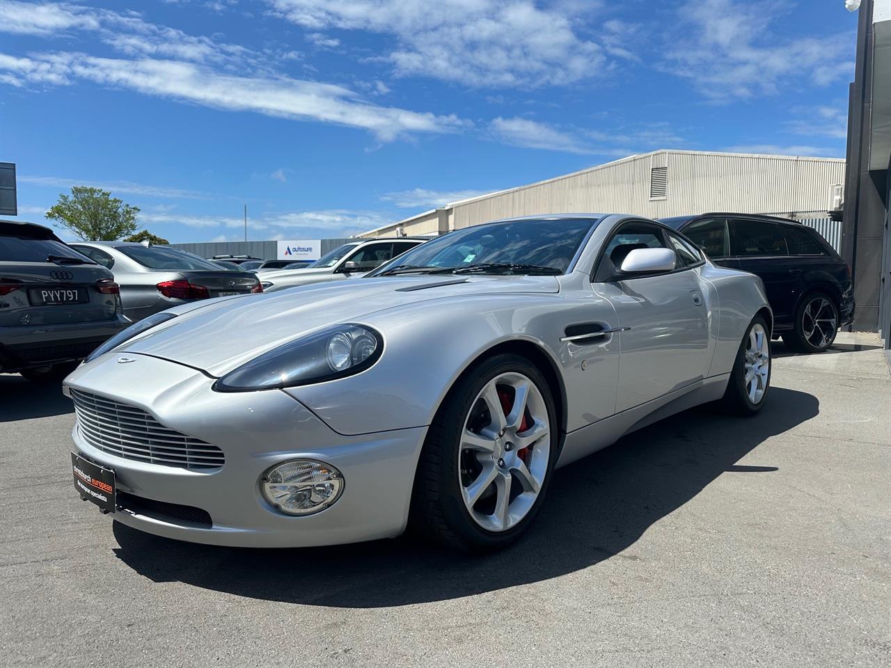 2004 Aston Martin Vanquish
