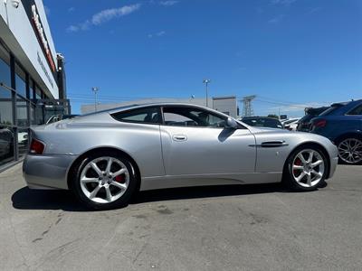 2004 Aston Martin Vanquish - Thumbnail