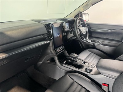 2024 Ford Everest - Thumbnail