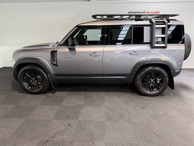 2021 Land Rover Defender - Thumbnail