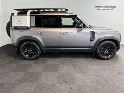 2021 Land Rover Defender - Thumbnail