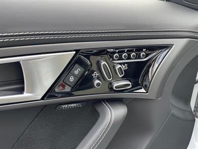 2017 Jaguar F-Type - Thumbnail