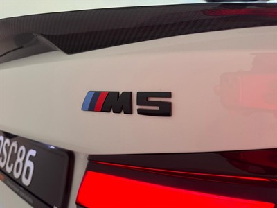 2021 BMW M5 - Thumbnail