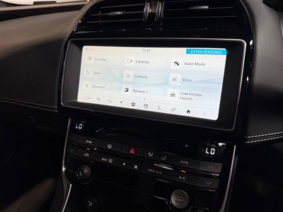 2016 Jaguar XE - Thumbnail