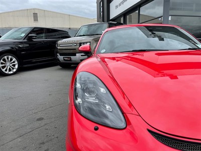 2020 Porsche Cayman - Thumbnail