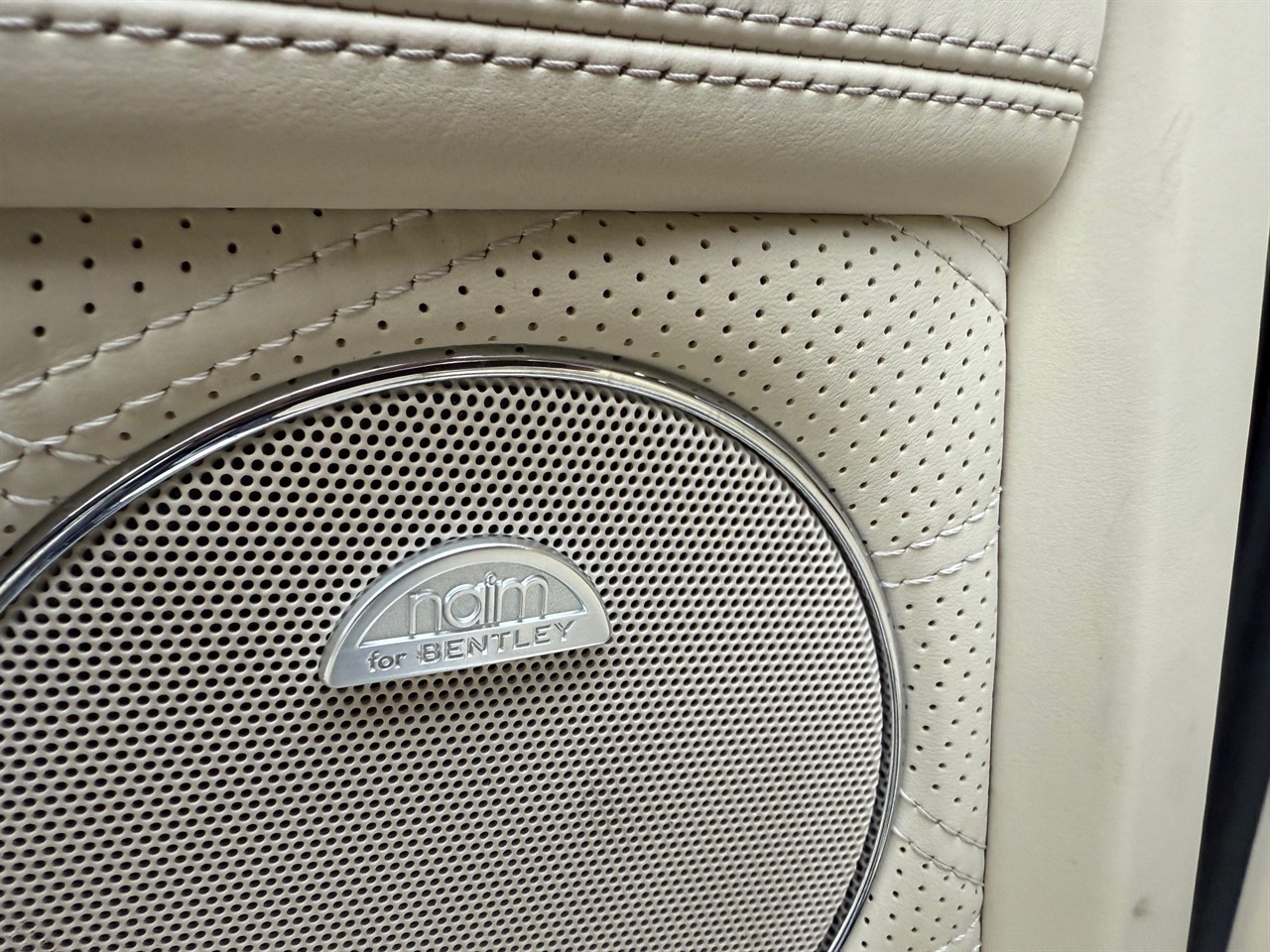 2016 Bentley Continental