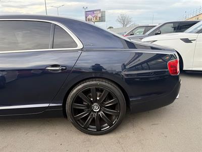 2016 Bentley Continental - Thumbnail