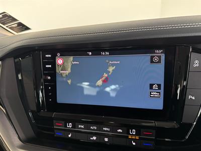 2019 Volkswagen Touareg - Thumbnail