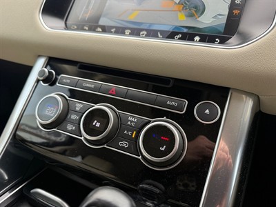 2017 Land Rover Range Rover - Thumbnail