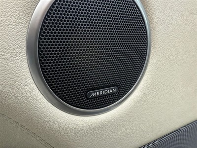 2017 Land Rover Range Rover - Thumbnail