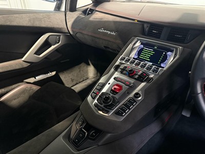 2015 Lamborghini Aventador - Thumbnail