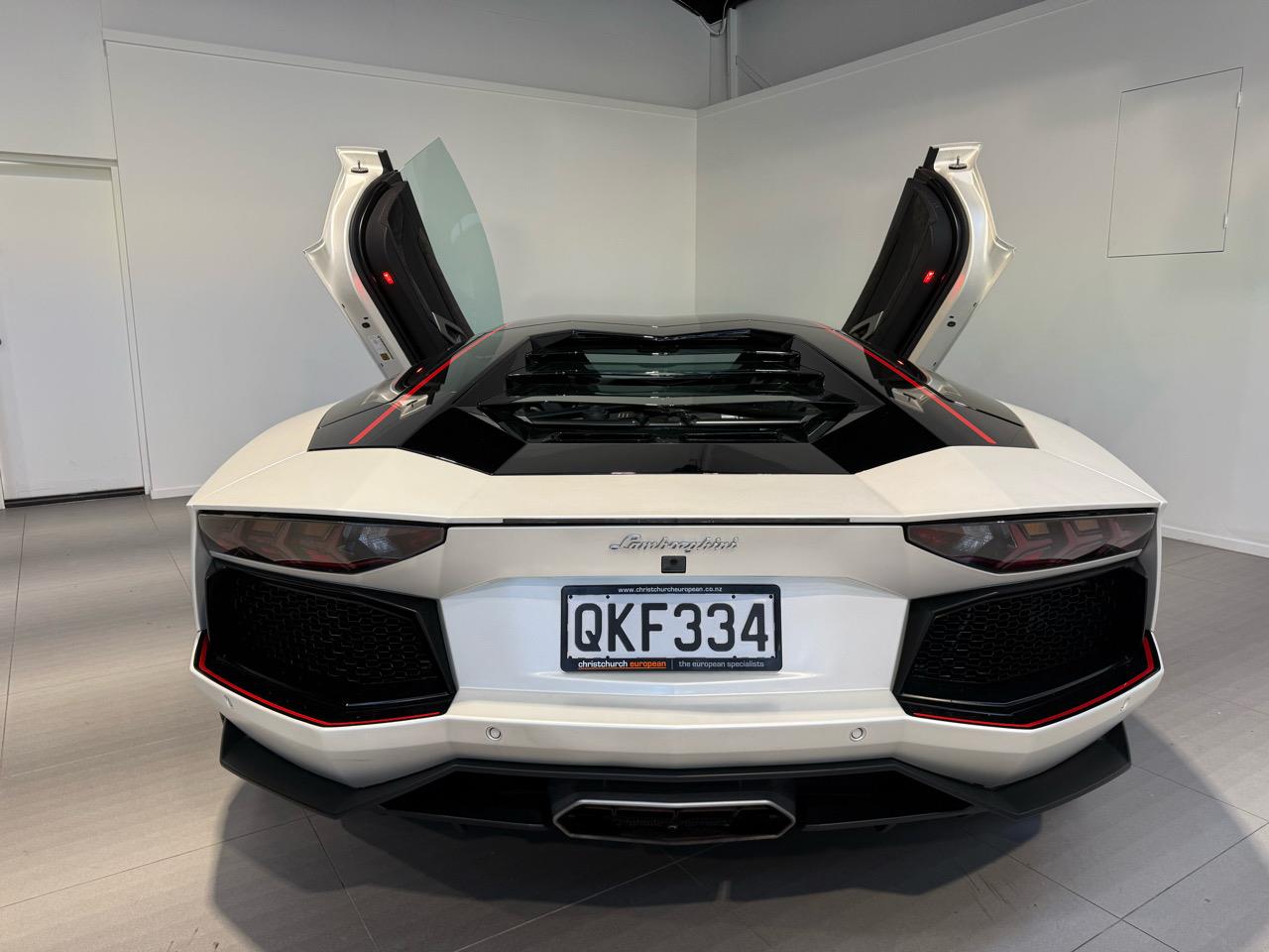 2015 Lamborghini Aventador
