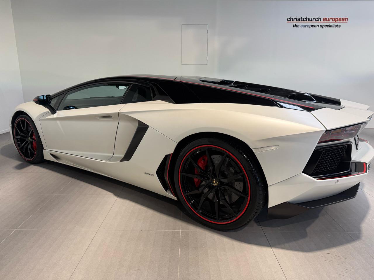 2015 Lamborghini Aventador