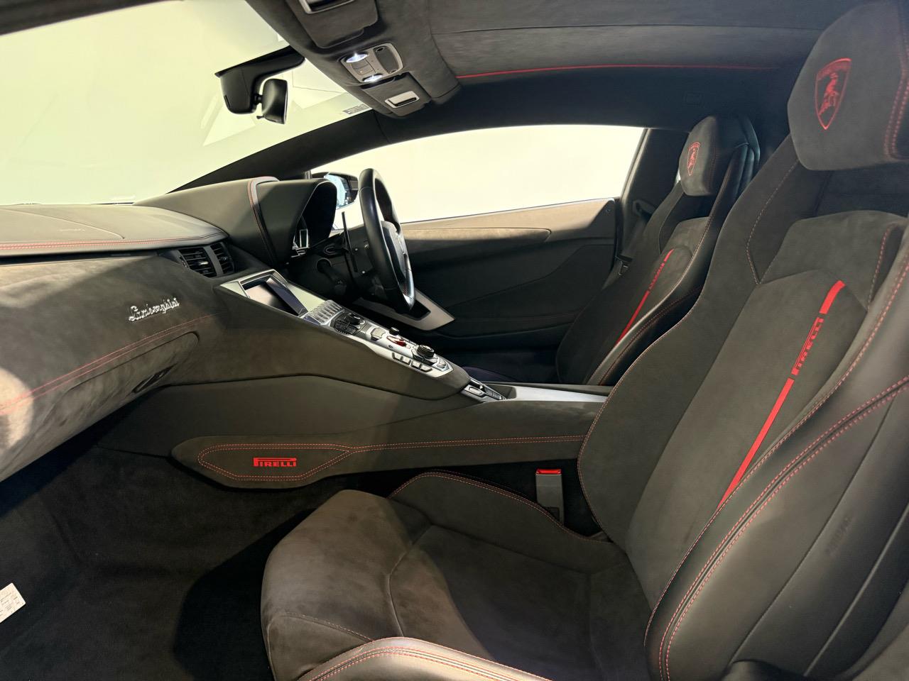 2015 Lamborghini Aventador