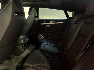 2019 Lamborghini Urus - Thumbnail