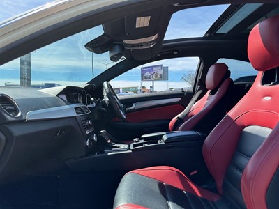 2011 Mercedes-Benz C 63 - Thumbnail