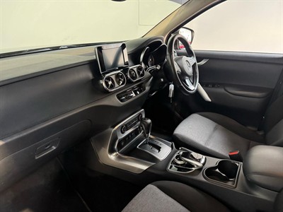 2018 Mercedes-Benz X-Class - Thumbnail