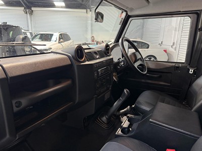 2015 Land Rover Defender - Thumbnail