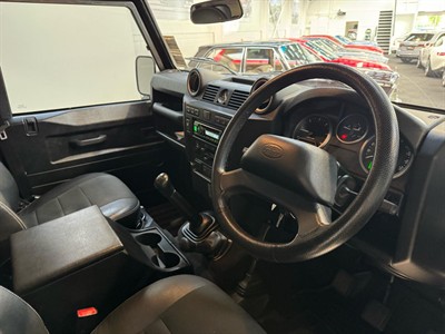 2015 Land Rover Defender - Thumbnail