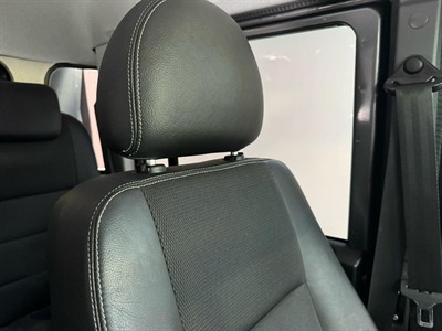 2015 Land Rover Defender - Thumbnail