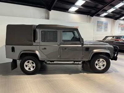 2015 Land Rover Defender - Thumbnail