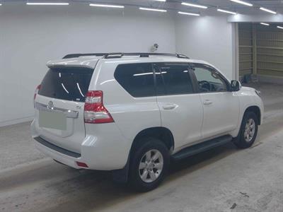 2016 Toyota Land Cruiser Prado - Thumbnail