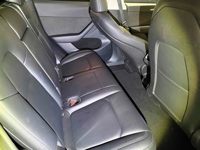 2023 Tesla Model Y - Thumbnail