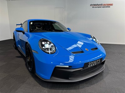 2022 Porsche 911 - Thumbnail