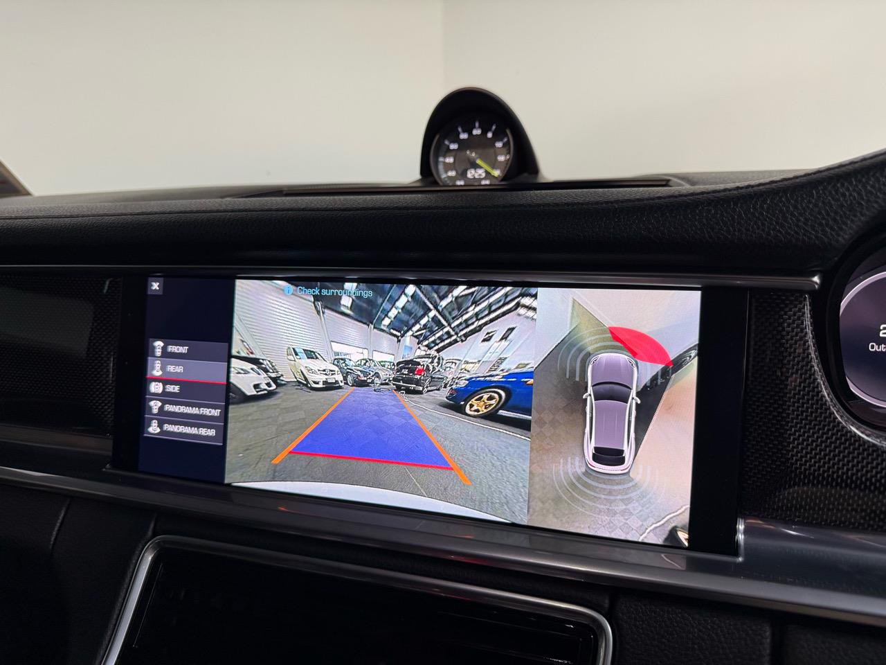 2018 Porsche Panamera