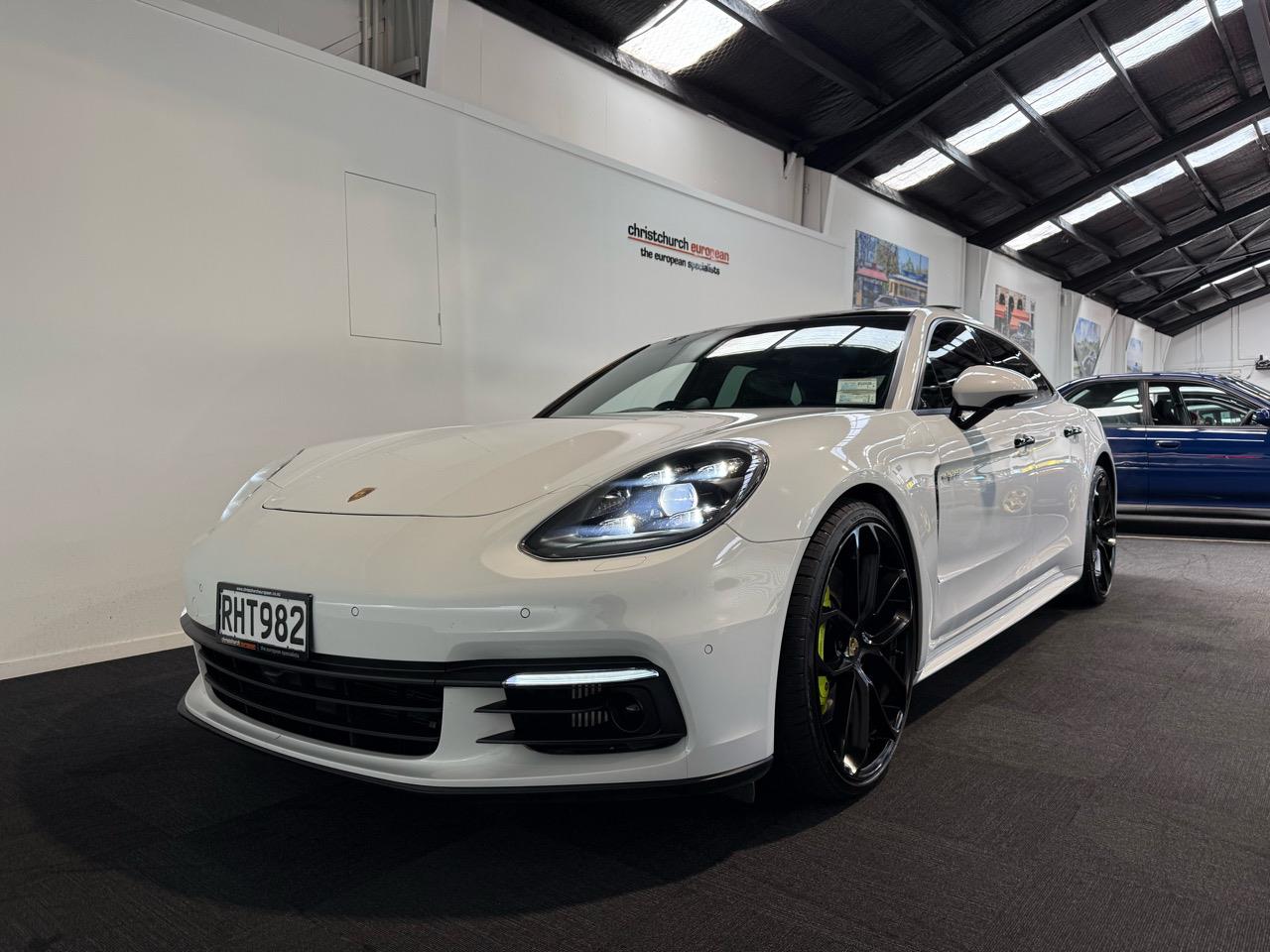 2018 Porsche Panamera