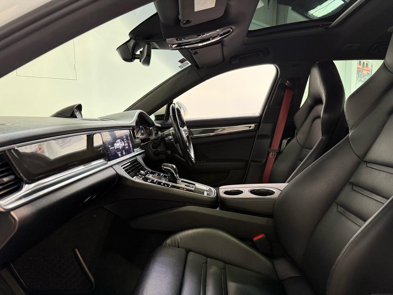 2018 Porsche Panamera