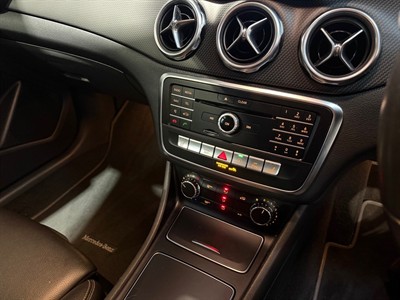 2018 Mercedes-Benz GLA 180 - Thumbnail